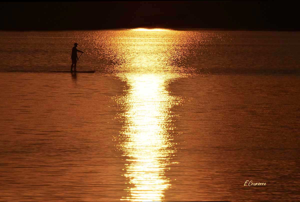 passeur d'eau sur lac